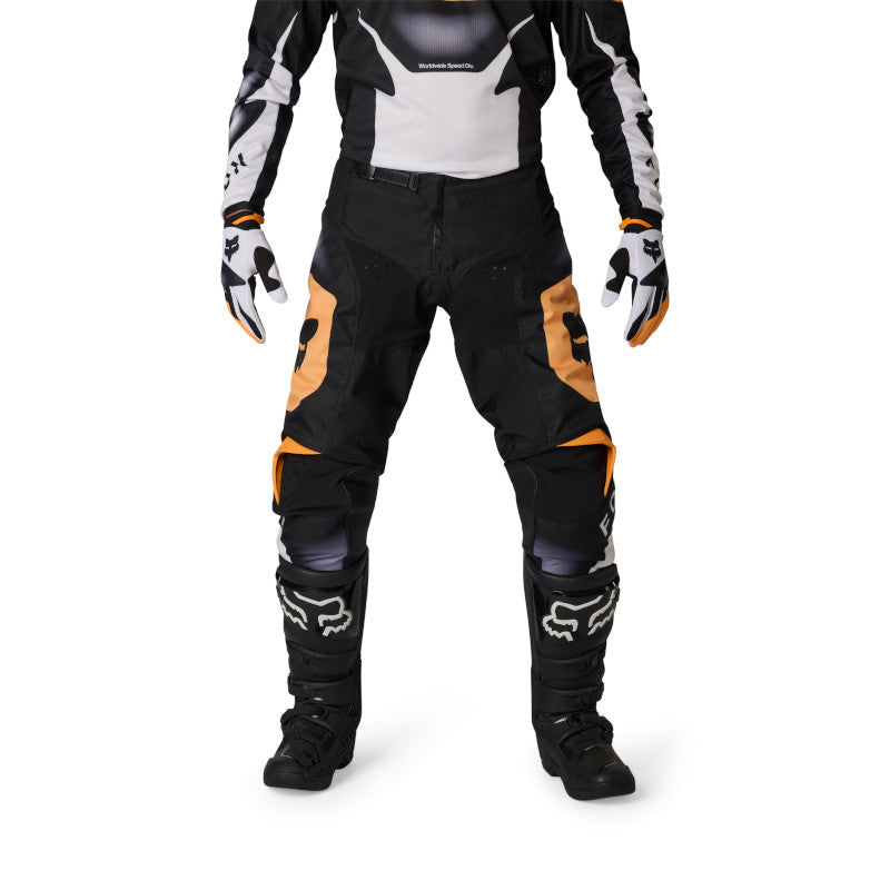 UNIFORME FOX 180 NOBLE [NEGRO/BEIGE]